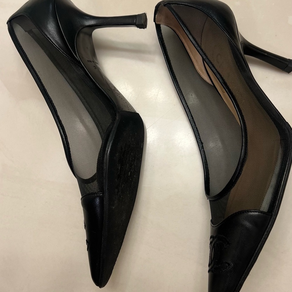 CHANEL Black Mesh Heels with Pointed Toe - Picture 2 of 6